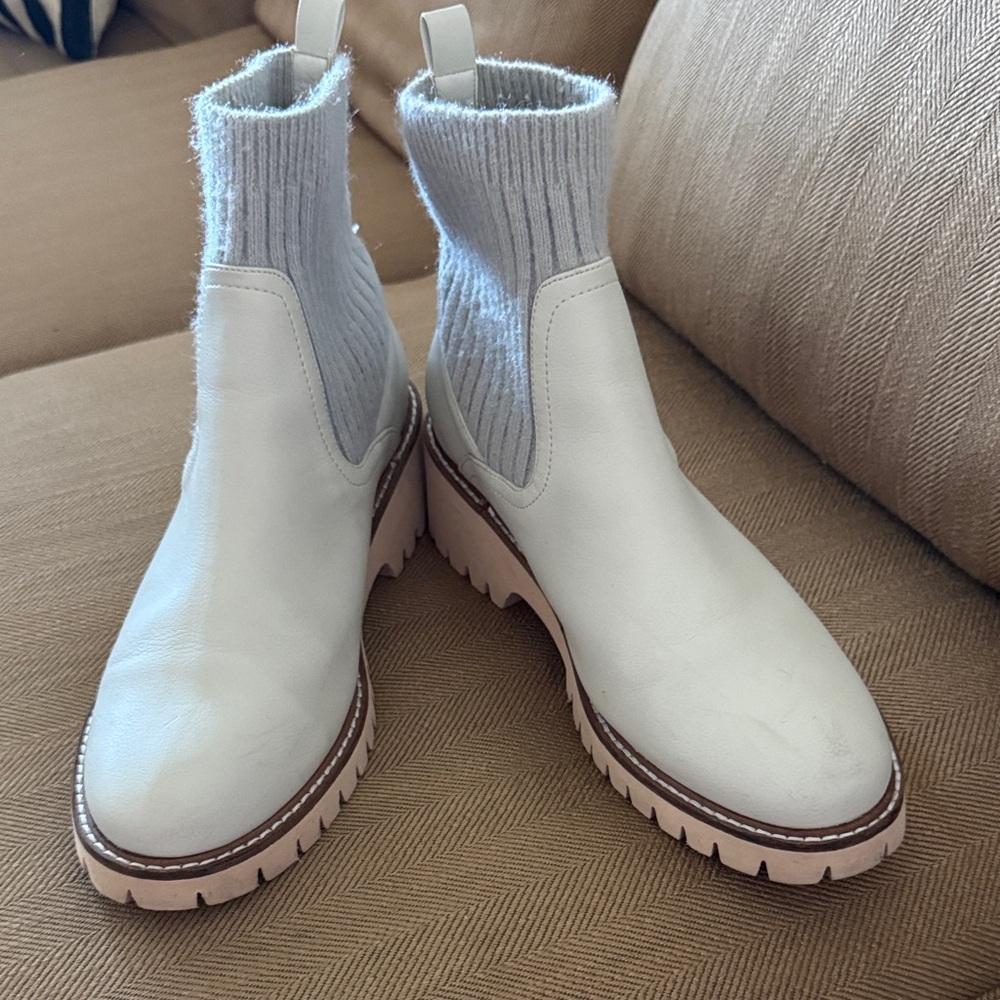 Coconuts by Matisse Cream Ankle Boots with Gray Ribbed Detail - Picture 3 of 6